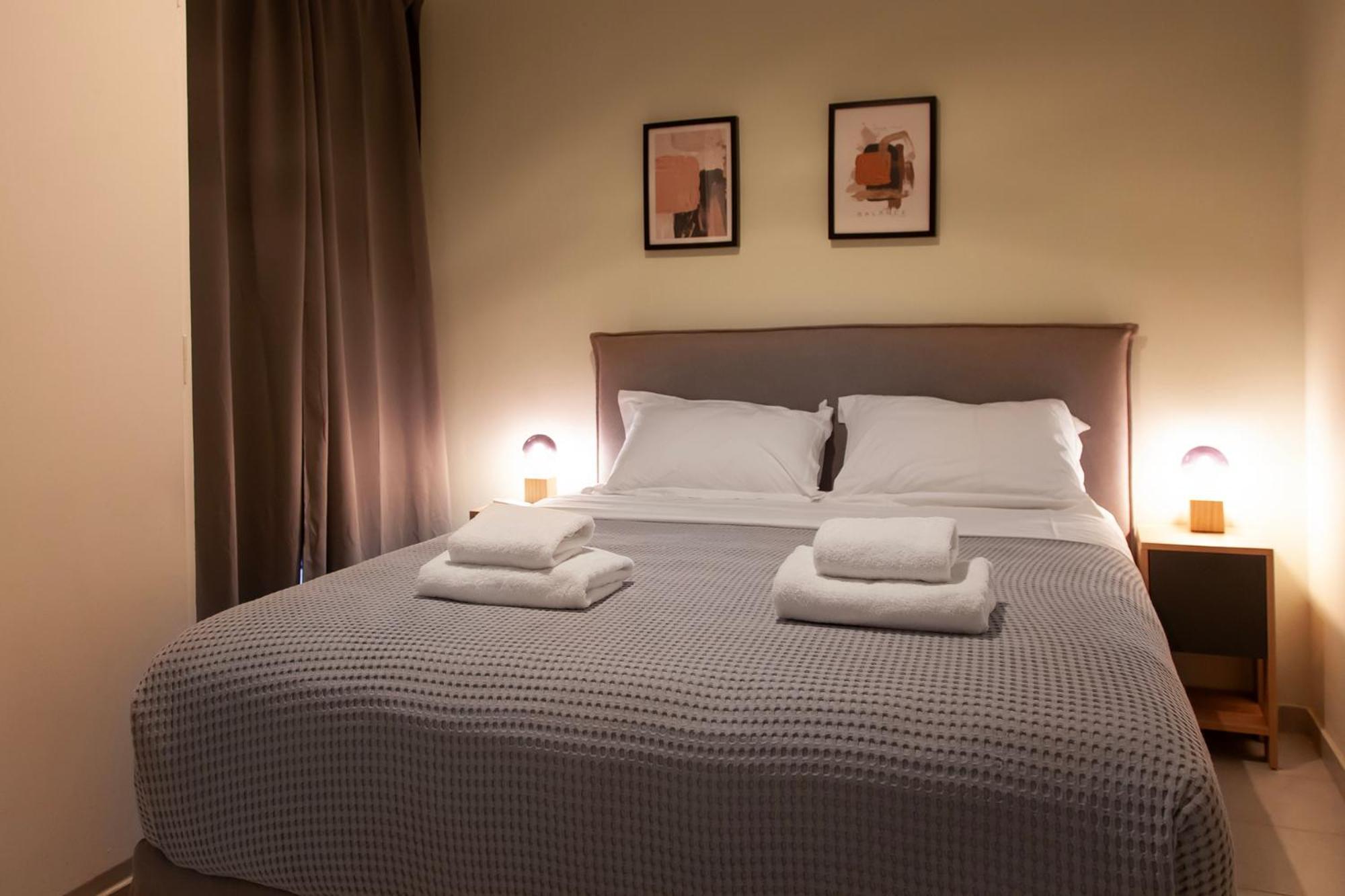 Aris123 By Smart Cozy Suites - Apartments In The Heart Of Athens - 5 Minutes From Metro - Available 24Hr Extérieur photo