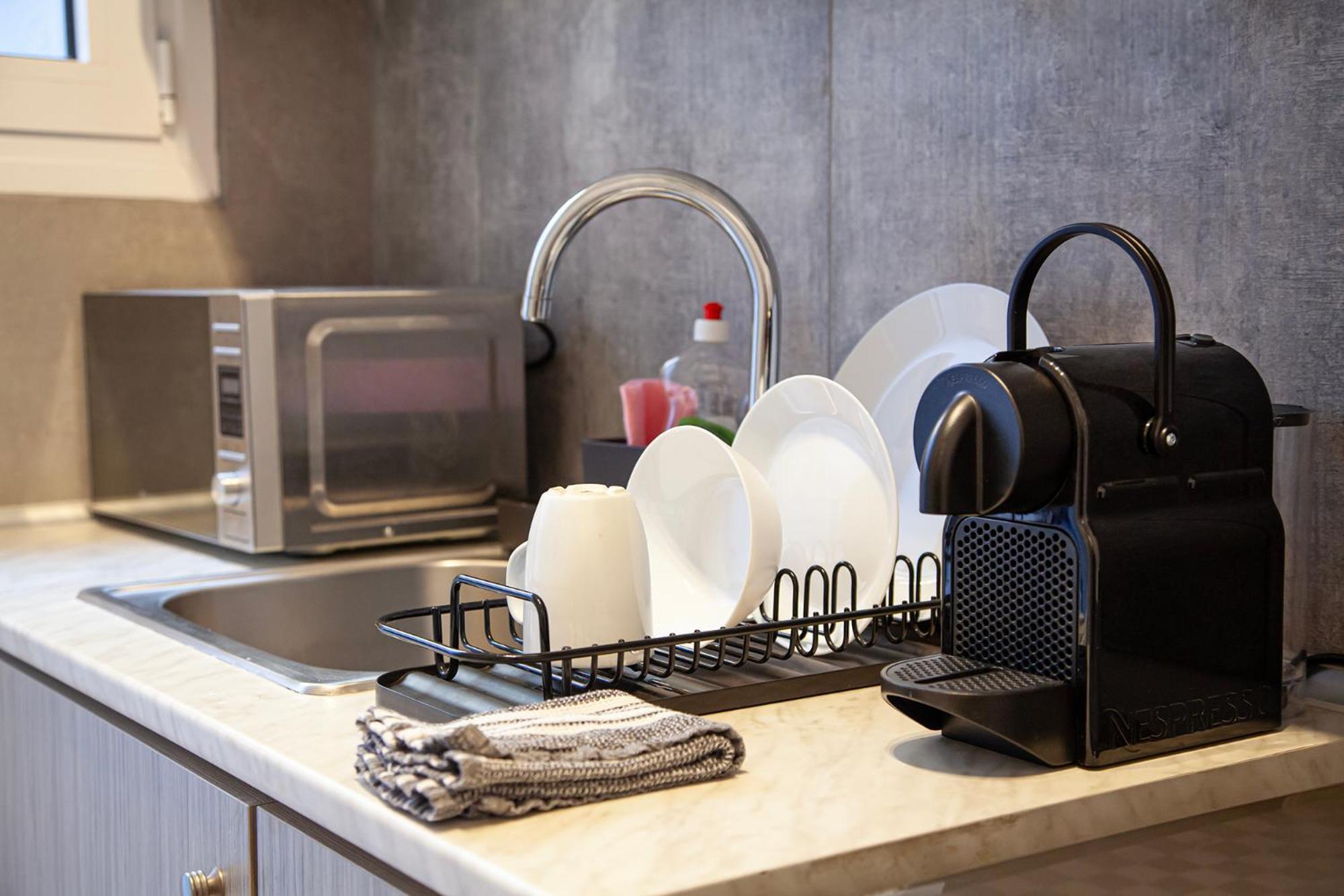 Aris123 By Smart Cozy Suites - Apartments In The Heart Of Athens - 5 Minutes From Metro - Available 24Hr Extérieur photo