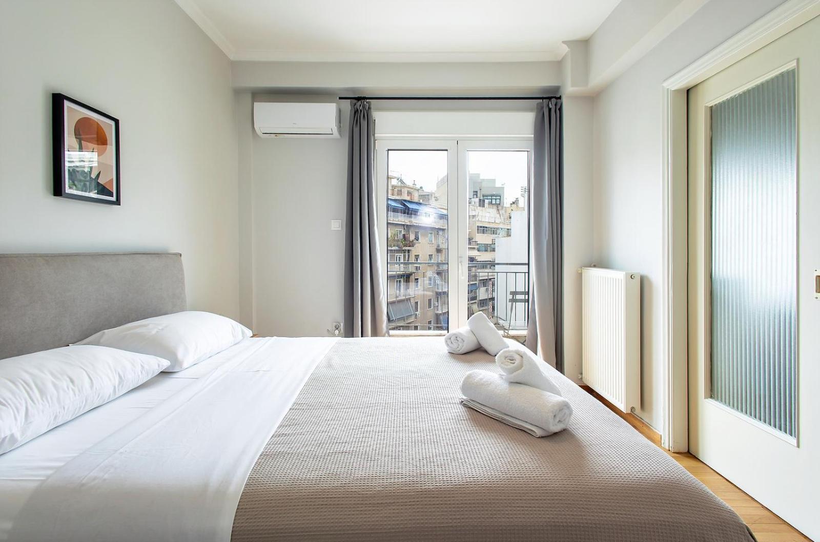 Aris123 By Smart Cozy Suites - Apartments In The Heart Of Athens - 5 Minutes From Metro - Available 24Hr Extérieur photo